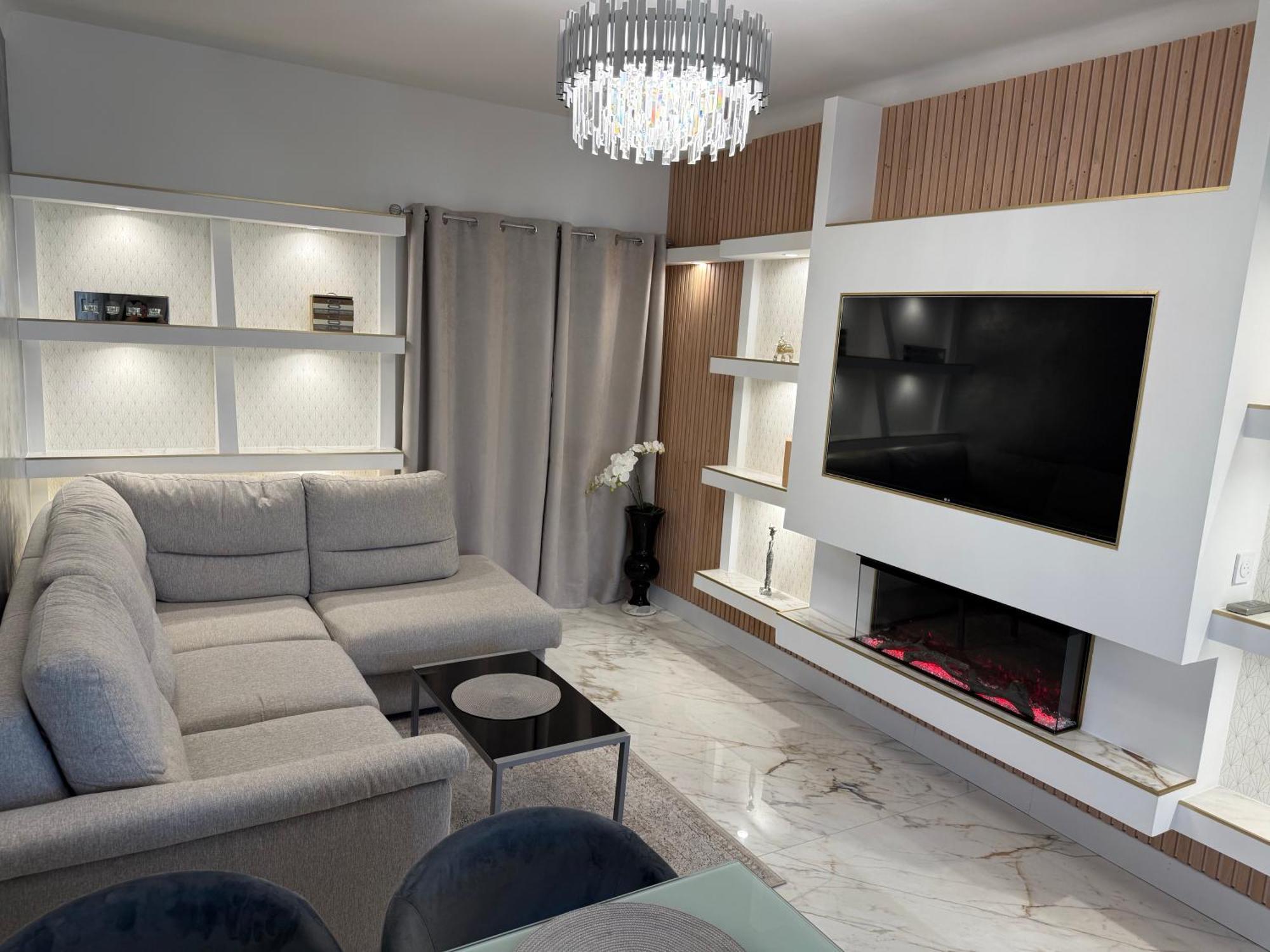 Emotion Vip Apartment Nisa Exterior foto